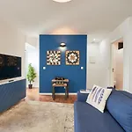 Charming In Historic Center * Lisbon