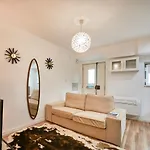 Charming In Historic Center * Lisbon