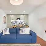 Apartment Charming In Historic Center Lissabon
