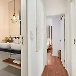 Charming In Historic Center Appartement *