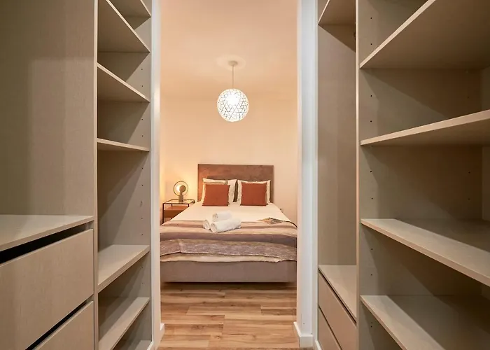 Charming In Historic Center Апартаменти Лісабон