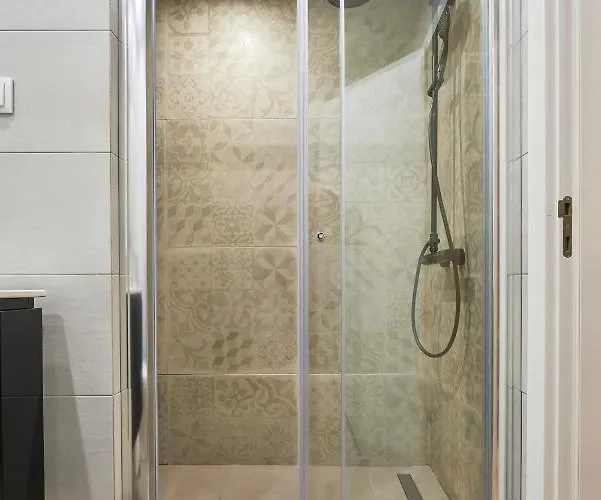 Charming In Historic Center Апартаменти *