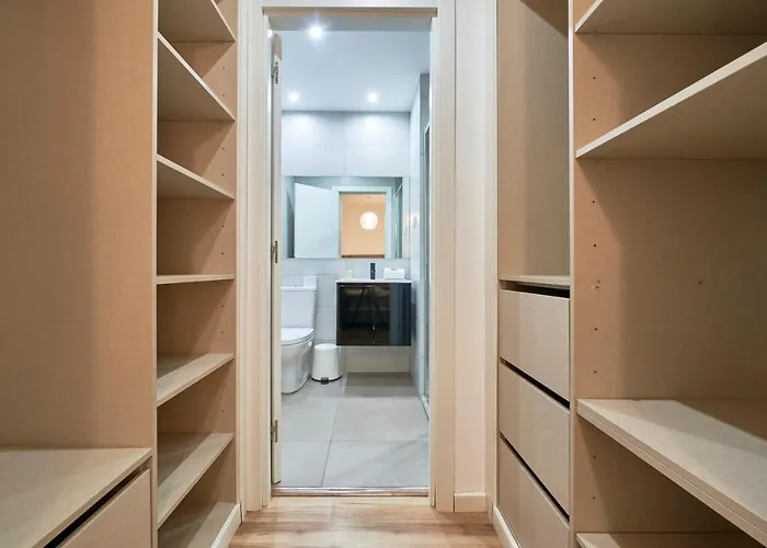 Charming In Historic Center Апартаменти *