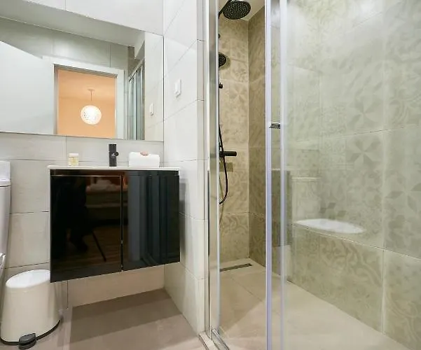 Апартаменти Charming In Historic Center *