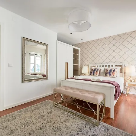 Charming In Historic Center Lisbon