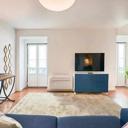 Apartment Charming In Historic Center Lisbon